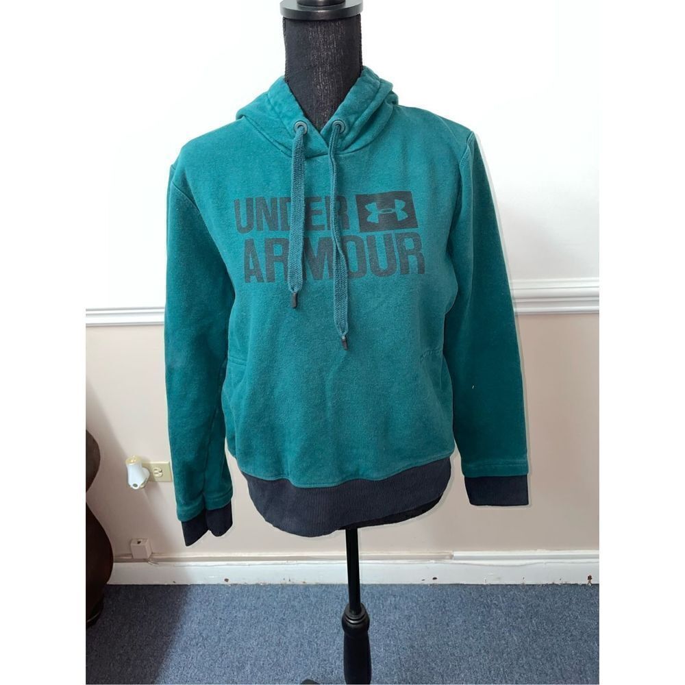 Under Armour Loose Fit Hoodie with Zipper Pockets